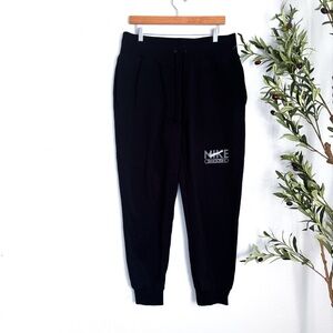 Nike Woman’s Swoosh  Fleece Joggers Pants